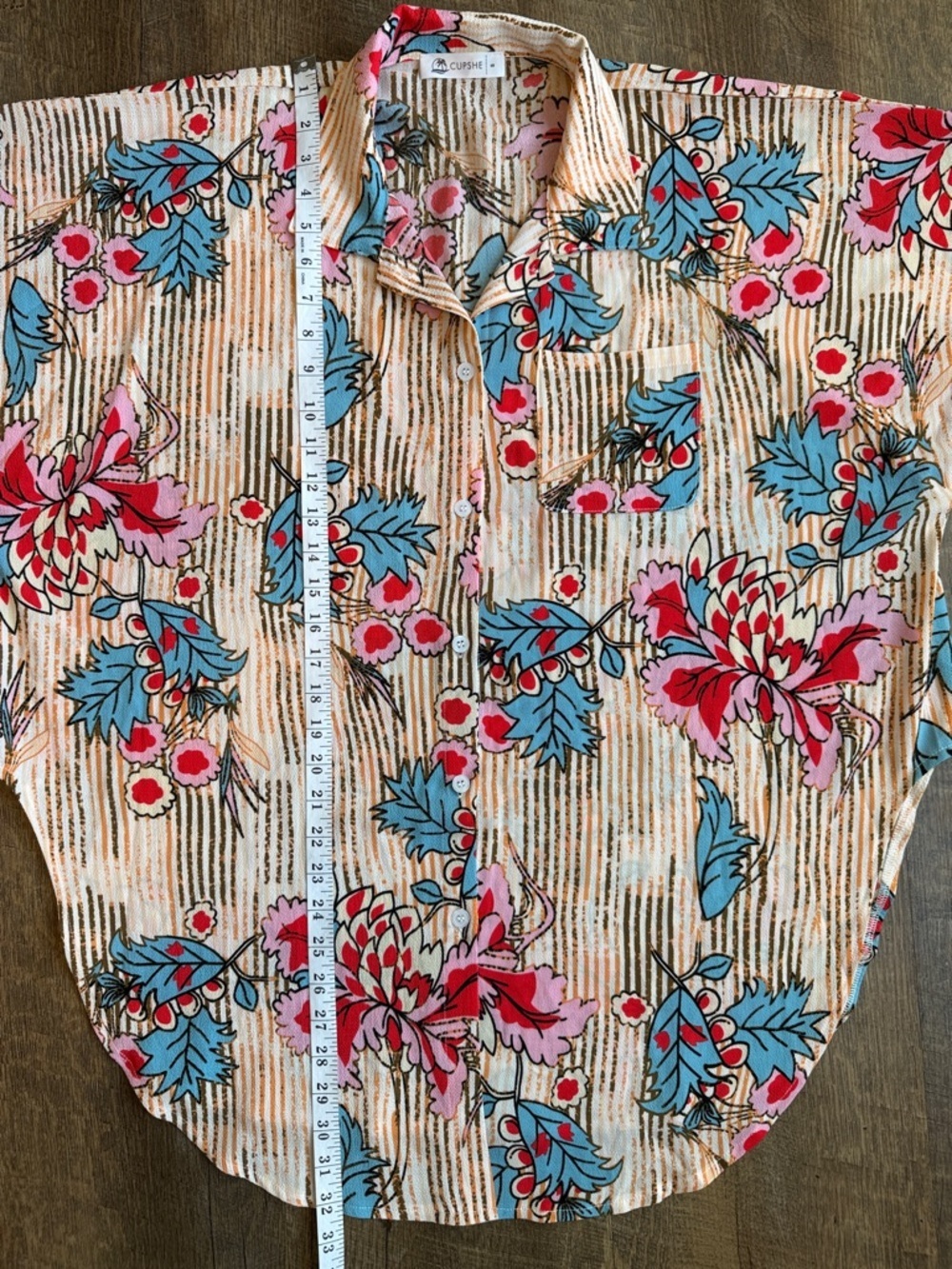 CUPSHE Women’s Floral Short-Sleeve Oversized Button-Up Coverup Shirt Size Small - Picture 7 of 12